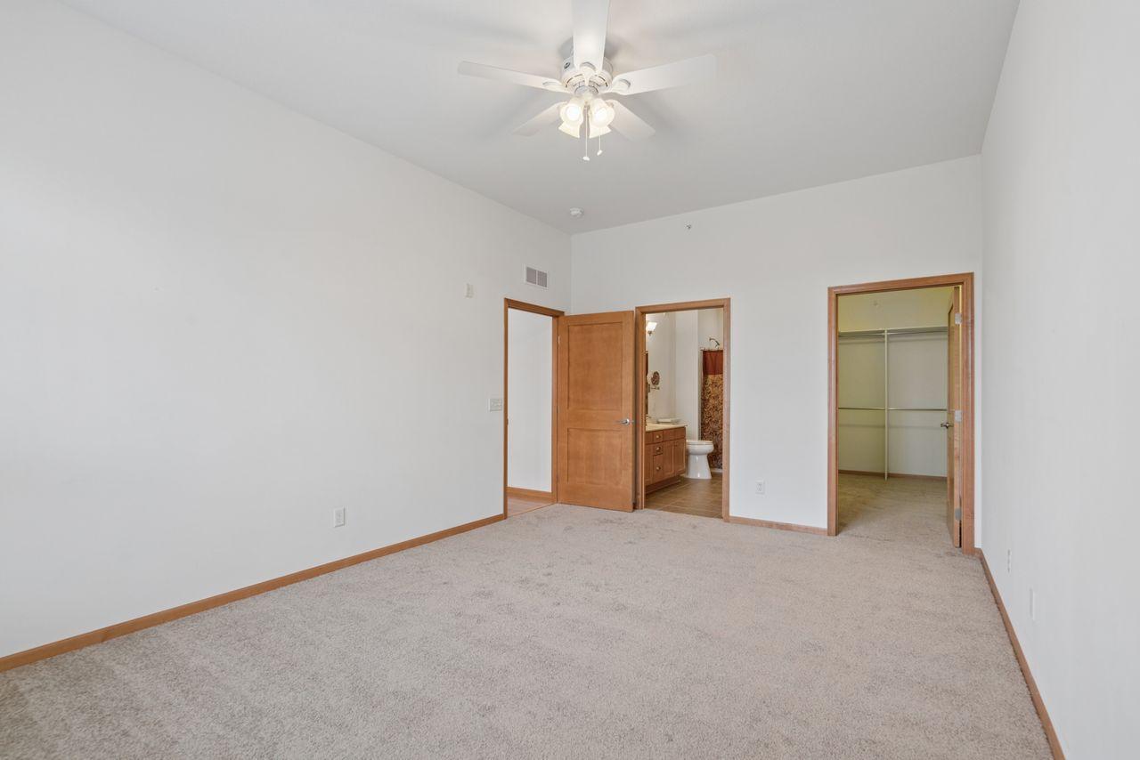 1244 County Rd D East, Unit 205 Maplewood, MN 55109 - Photo 14 of 27
