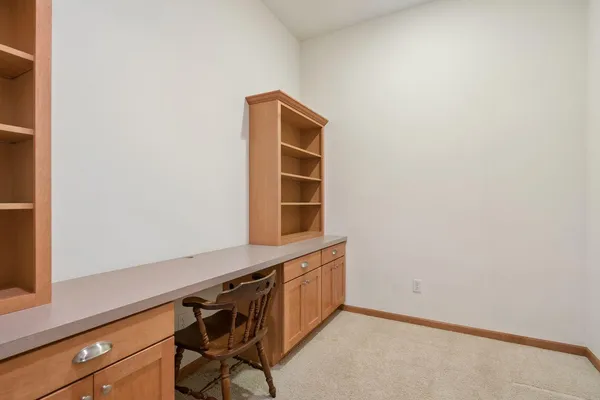 $300,000 | 1244 County Rd D East, Unit 205, Maplewood, MN 55109