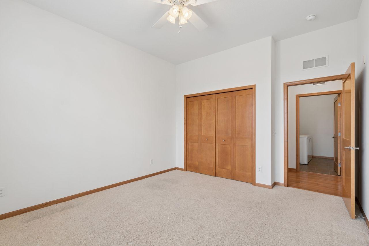 1244 County Rd D East, Unit 205 Maplewood, MN 55109 - Photo 18 of 27