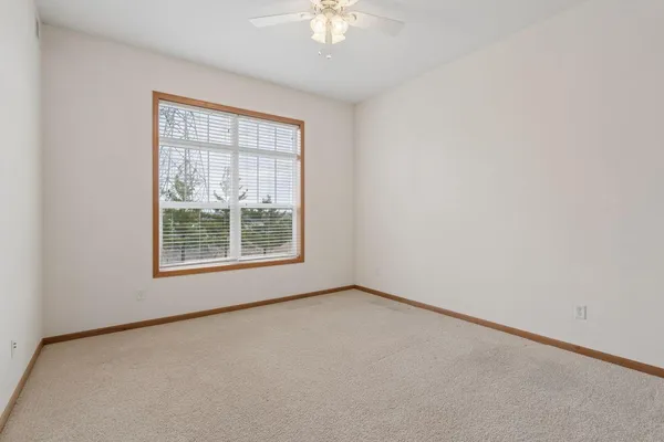 $300,000 | 1244 County Rd D East, Unit 205, Maplewood, MN 55109