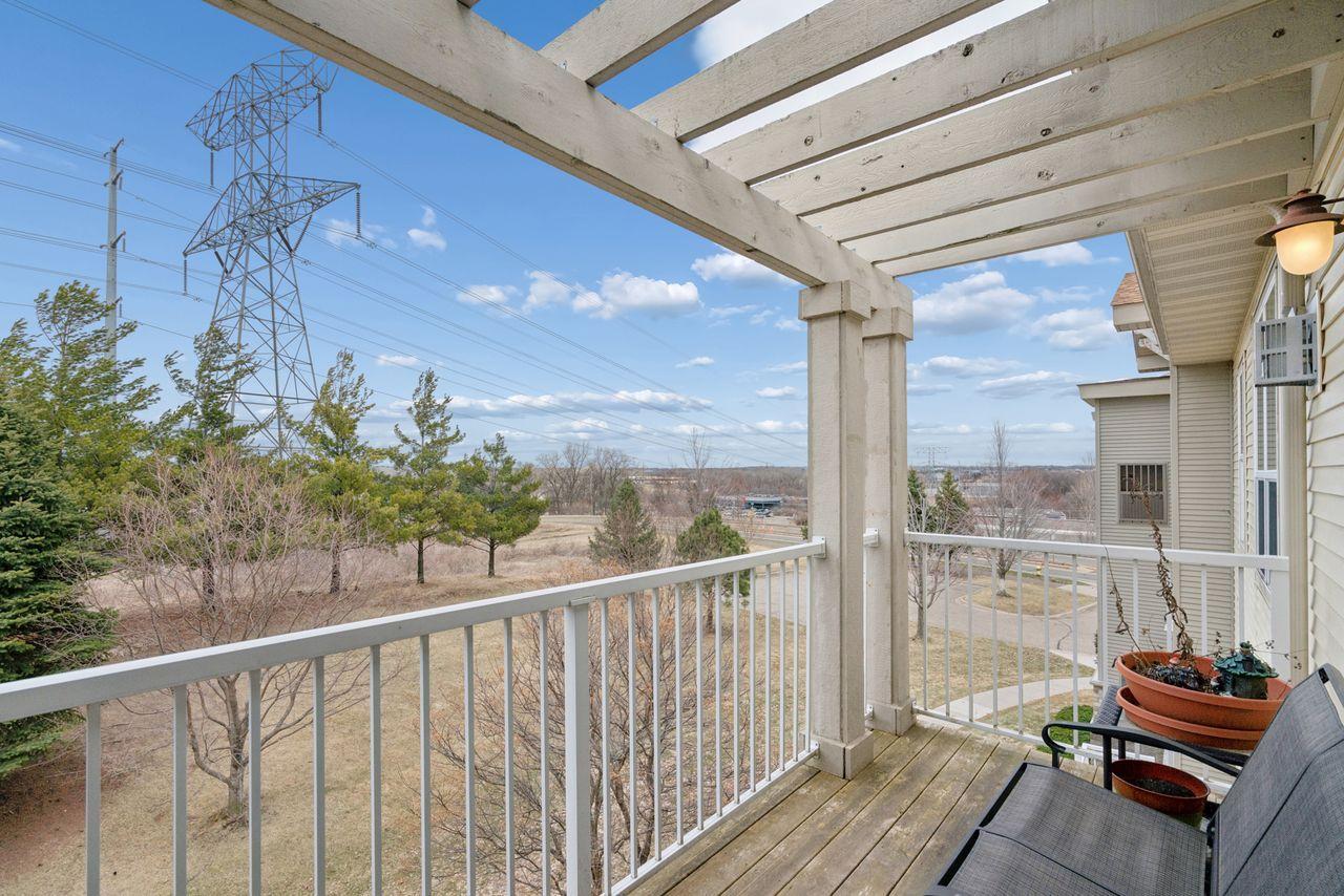 1244 County Rd D East, Unit 205 Maplewood, MN 55109 - Photo 20 of 23