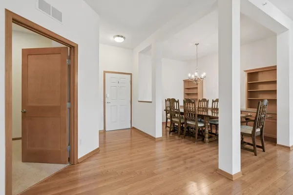 $300,000 | 1244 County Rd D East, Unit 205, Maplewood, MN 55109