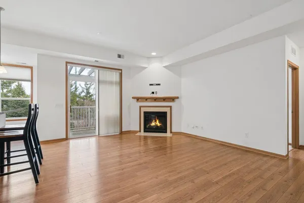 $300,000 | 1244 County Rd D East, Unit 205, Maplewood, MN 55109