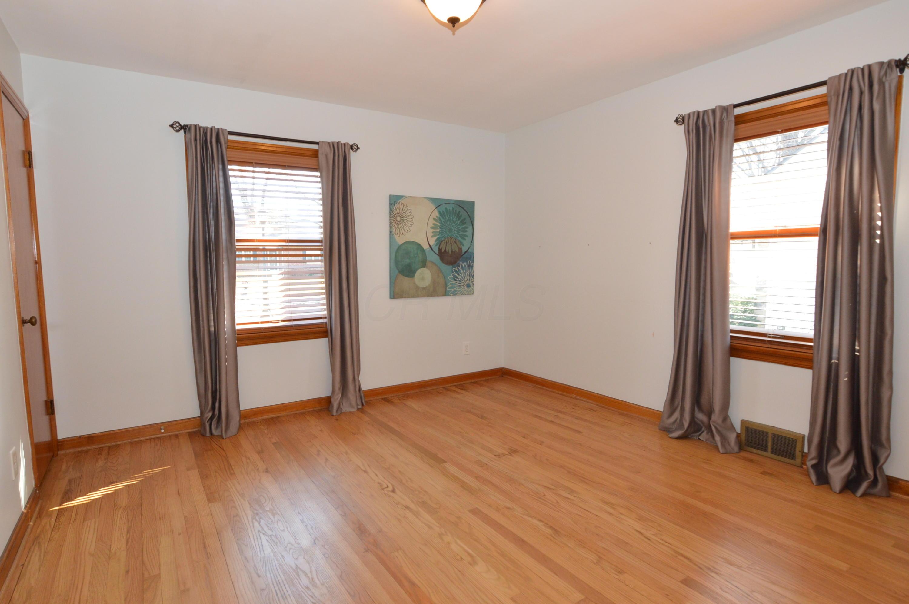 552 Acton Road Columbus, OH 43214 - Photo 13 of 33 Gallery Image 13