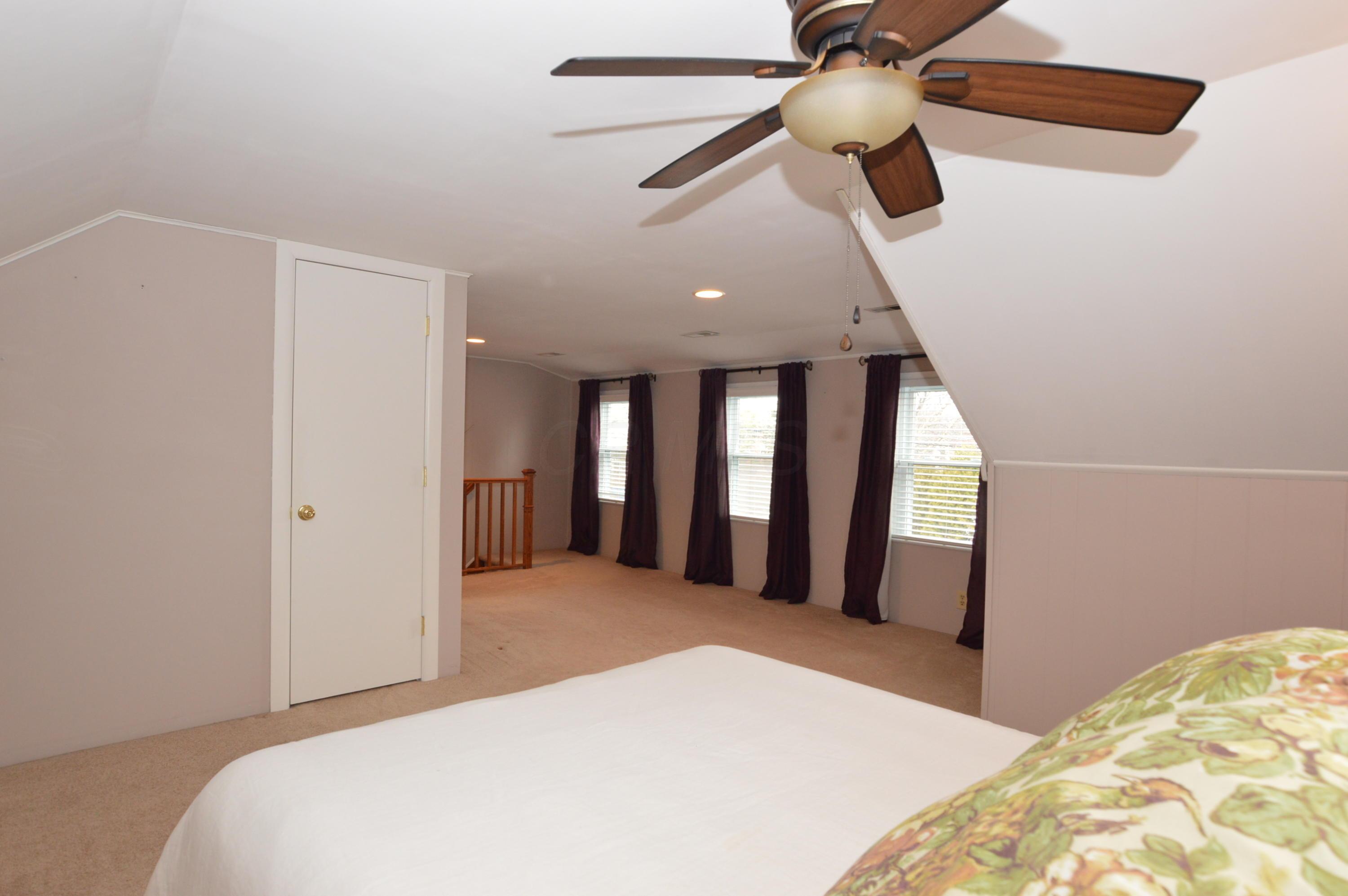 552 Acton Road Columbus, OH 43214 - Photo 20 of 33 Gallery Image 20