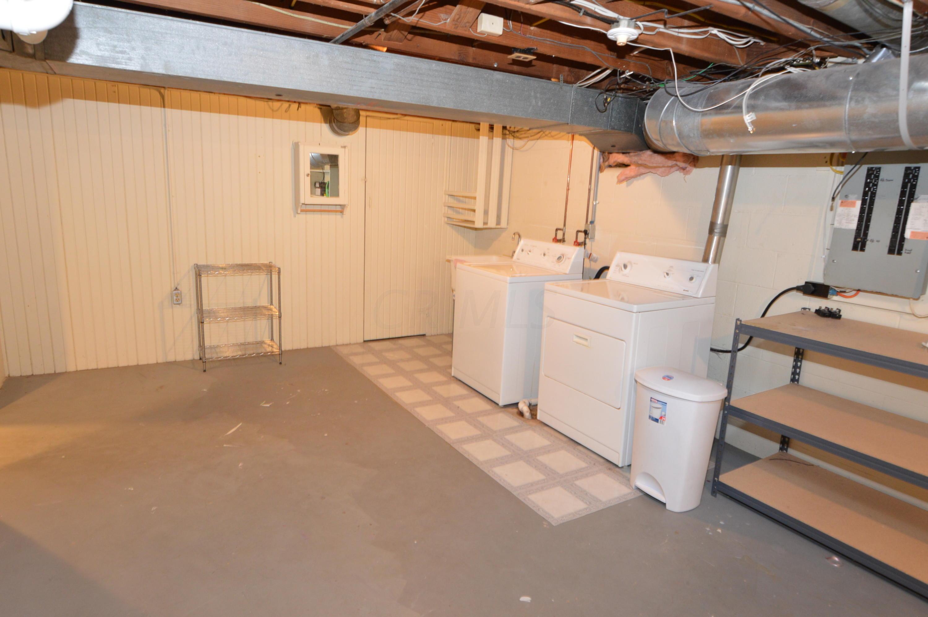 552 Acton Road Columbus, OH 43214 - Photo 27 of 33 Gallery Image 27
