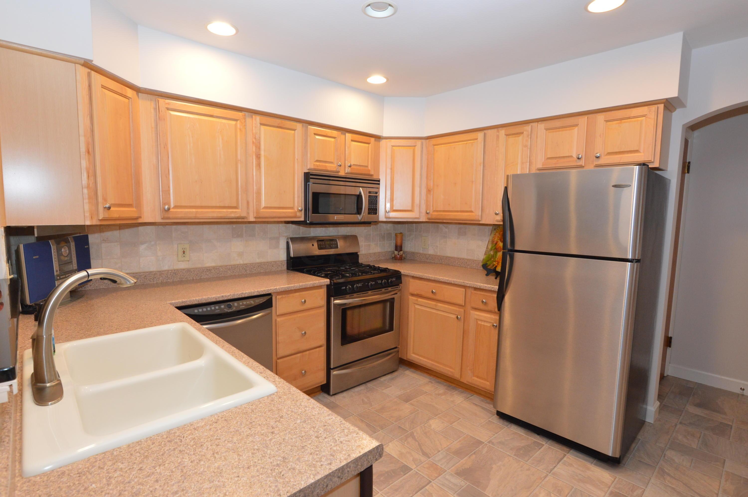 552 Acton Road Columbus, OH 43214 - Photo 7 of 33 Gallery Image 7