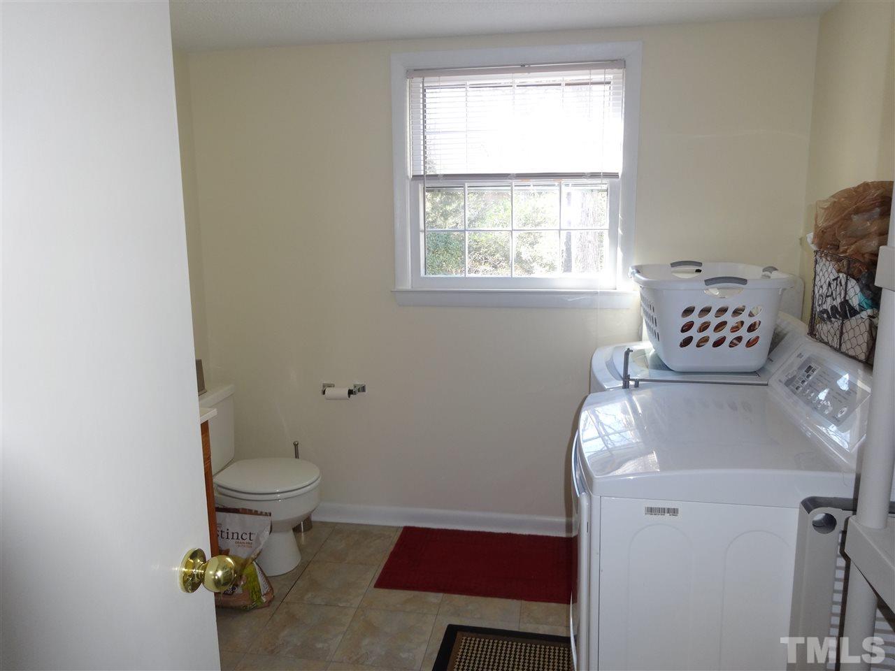 1601 Ridgeland Drive Raleigh, NC 27607 - Photo 11 of 24
