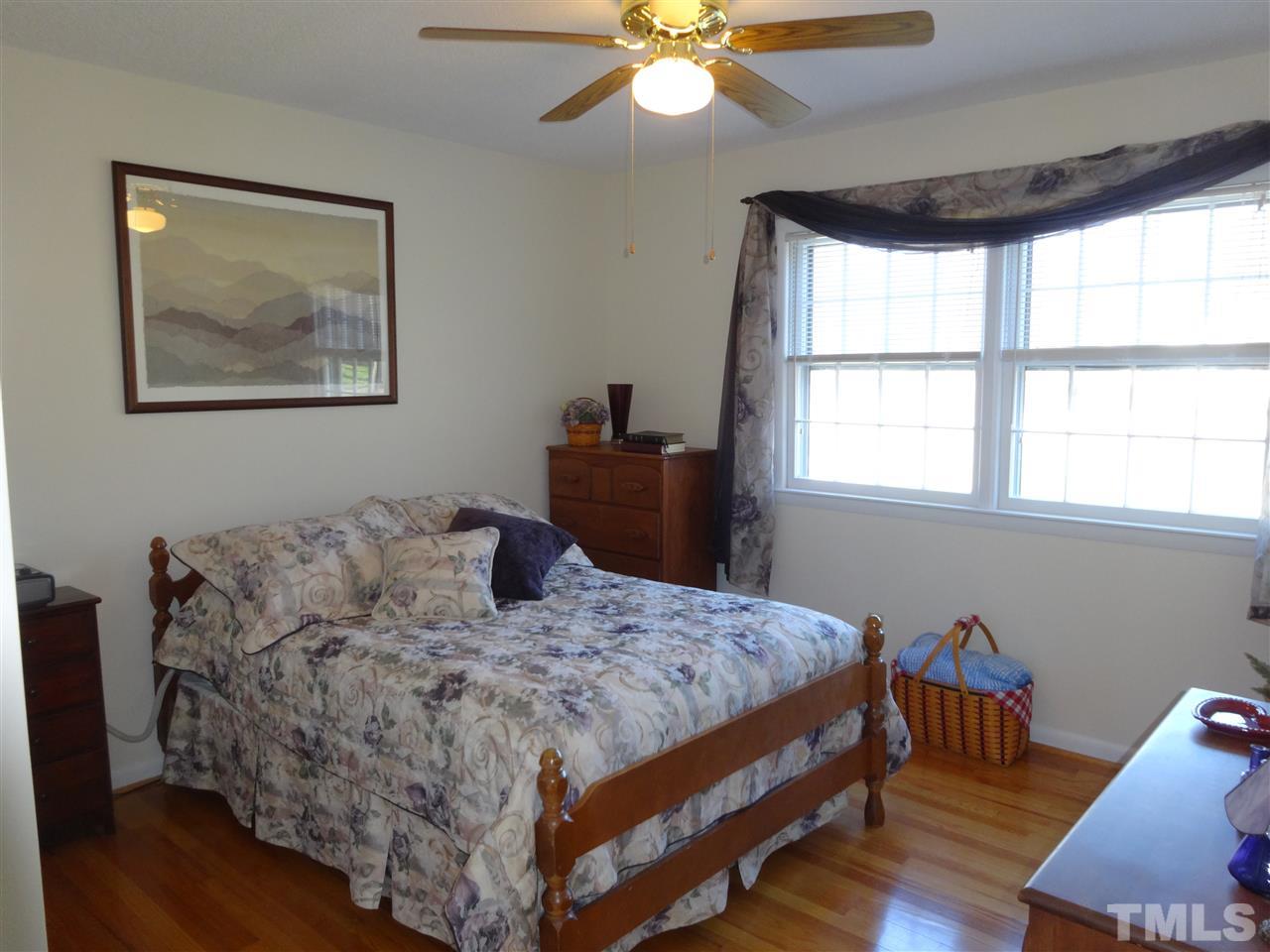 1601 Ridgeland Drive Raleigh, NC 27607 - Photo 13 of 24