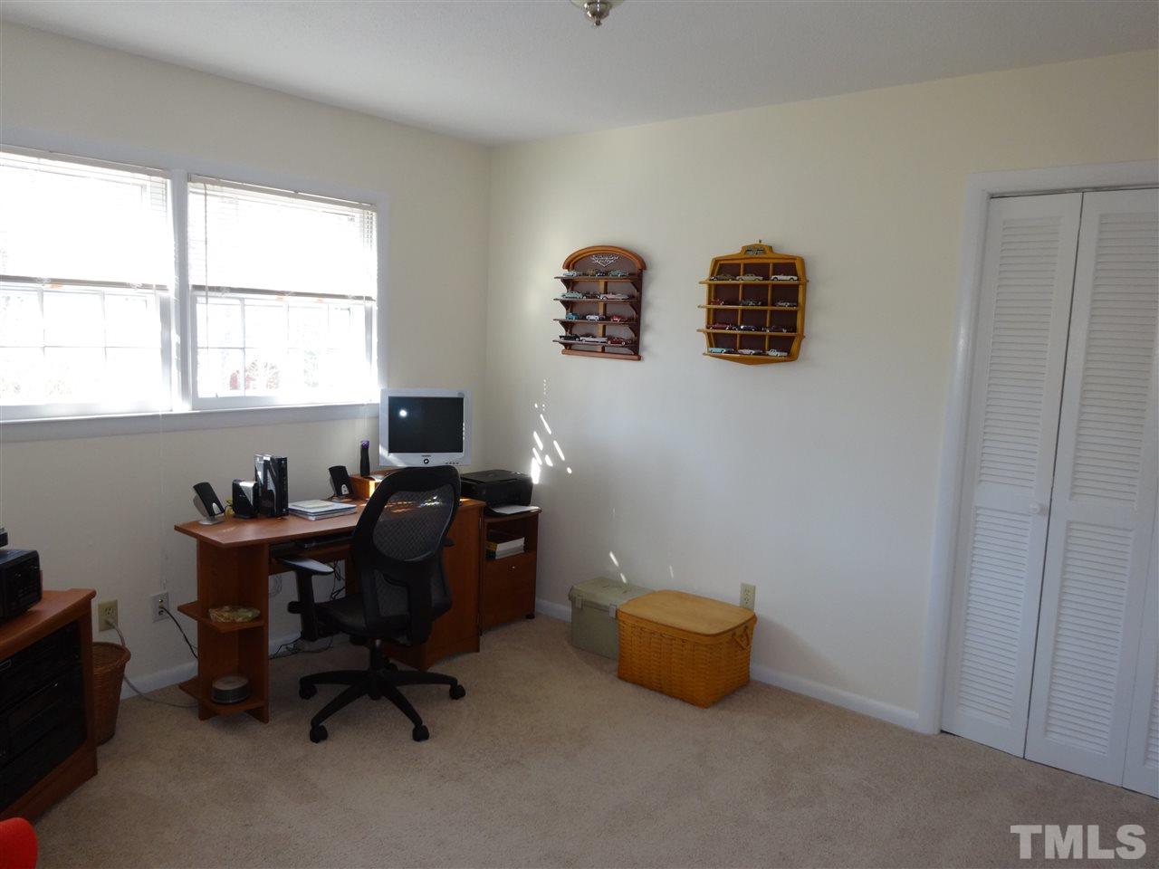1601 Ridgeland Drive Raleigh, NC 27607 - Photo 10 of 24