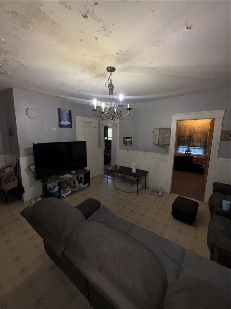 67 Garden Street Woonsocket, RI 02895 - Photo 13 of 19