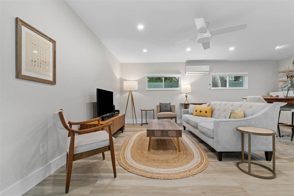 228 East Harding Street, Unit B Orlando, FL 32806 - Photo 7 of 33