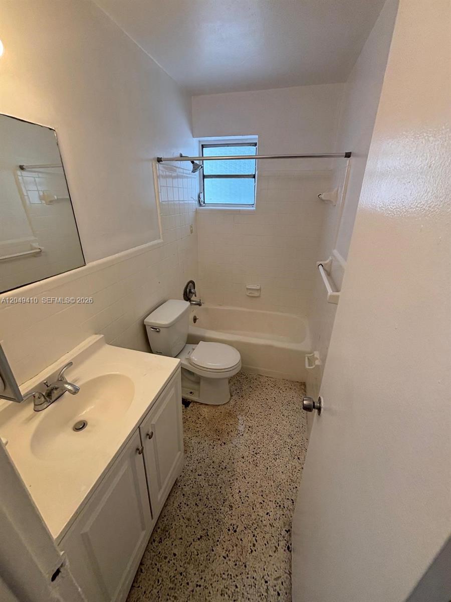 1047 Southwest 7th Street, Unit 12 Miami, FL 33130 - Photo 5 of 9