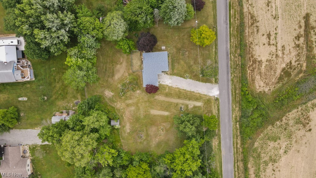 24830 Township Line Road Homeworth, OH 44634 - Photo 8 of 33 Gallery Image 8
