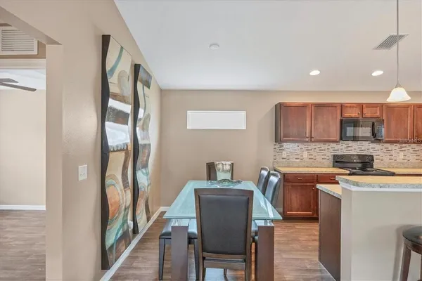 $305,000 | 4032 11th Street East, Bradenton, FL 34208