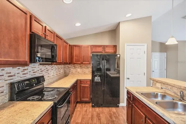 $305,000 | 4032 11th Street East, Bradenton, FL 34208