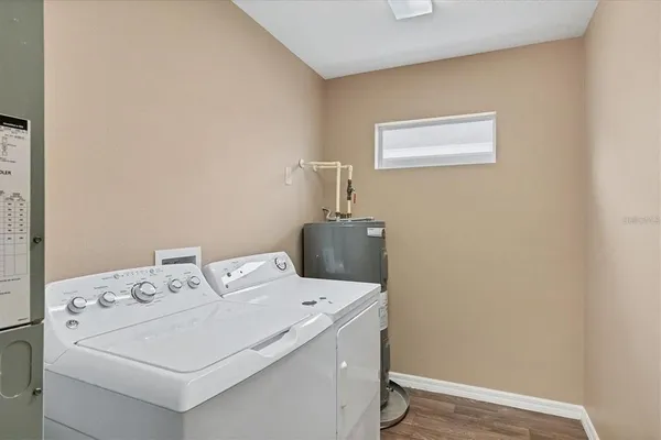 $305,000 | 4032 11th Street East, Bradenton, FL 34208