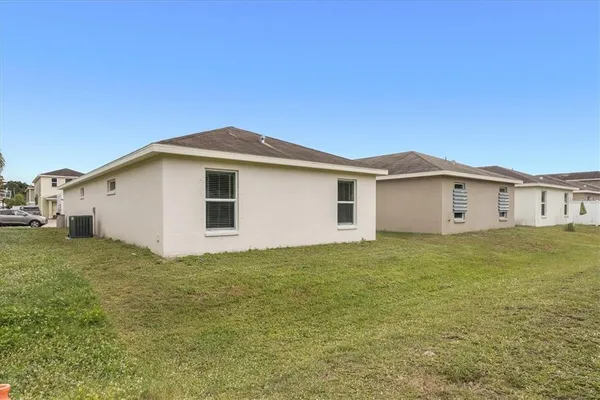 $305,000 | 4032 11th Street East, Bradenton, FL 34208