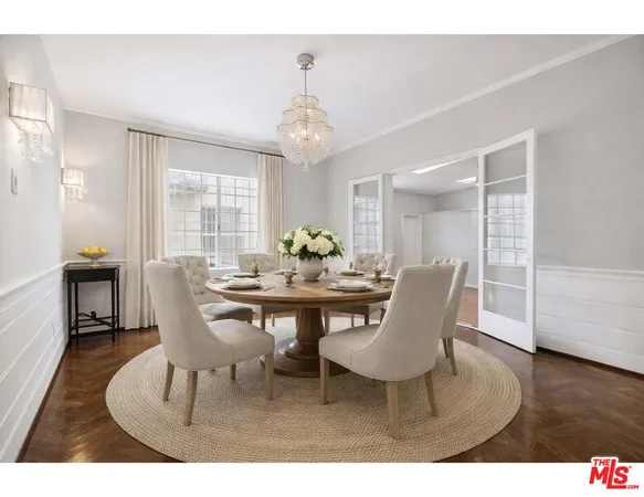 $5,750 | 110 North Flores Street, Los Angeles, CA 90048