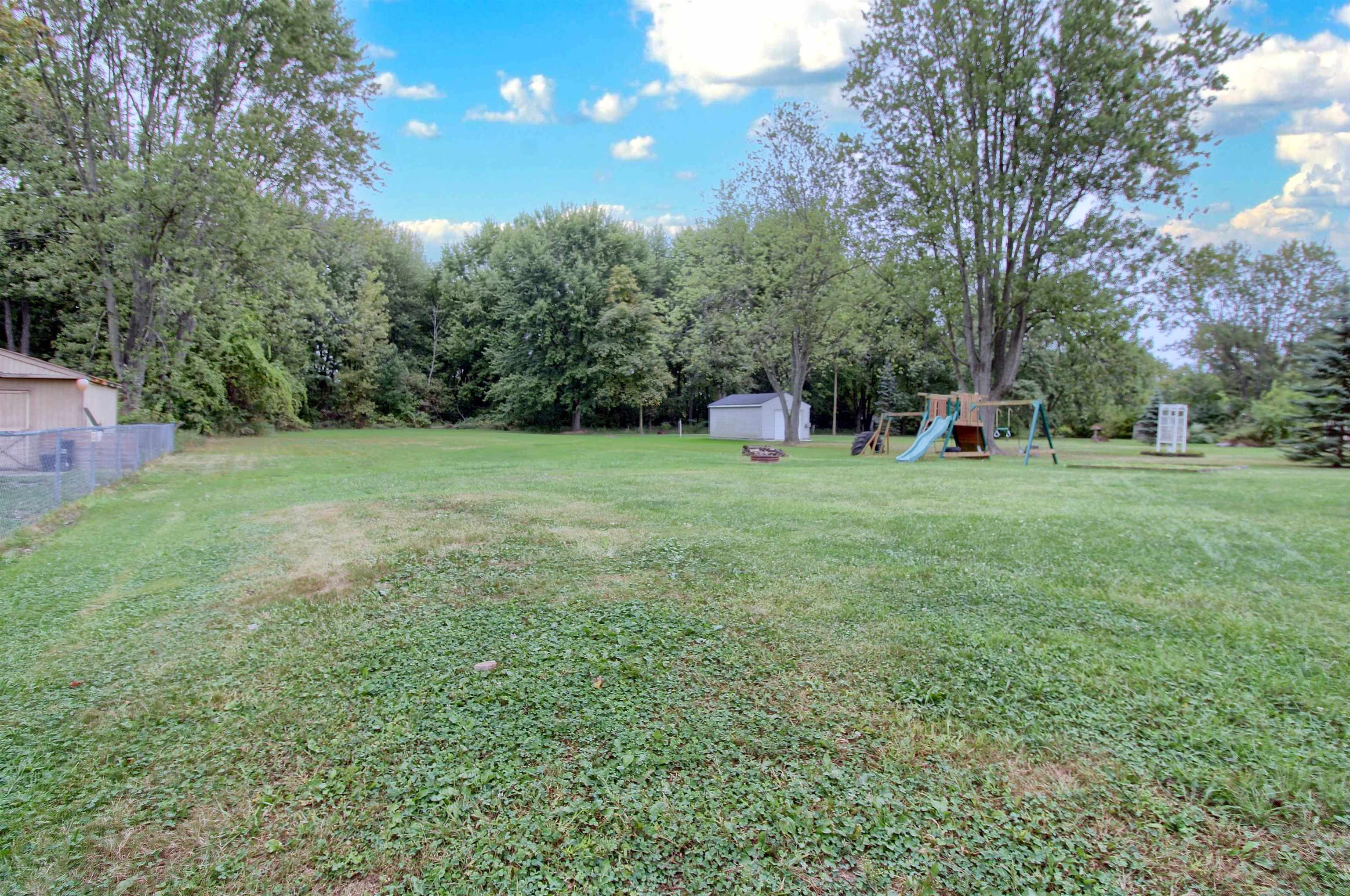 48725 Sugarbush Road Chesterfield, MI 48047 - Photo 23 of 25