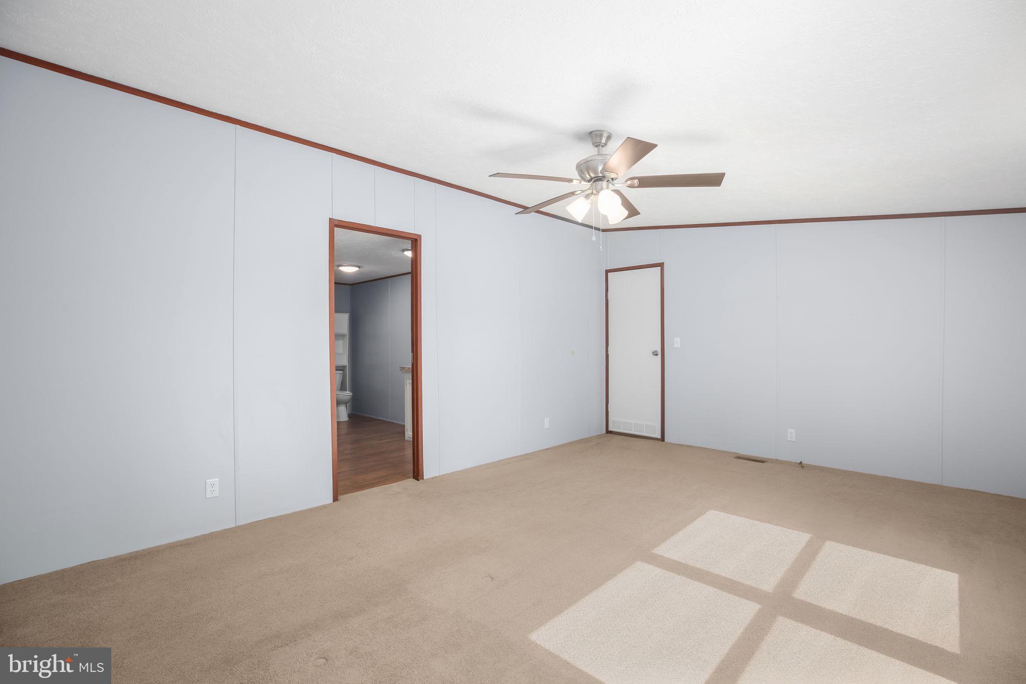 10000 Hummingbird Lane Partlow, VA 22534 - Photo 22 of 35 Master bedroom