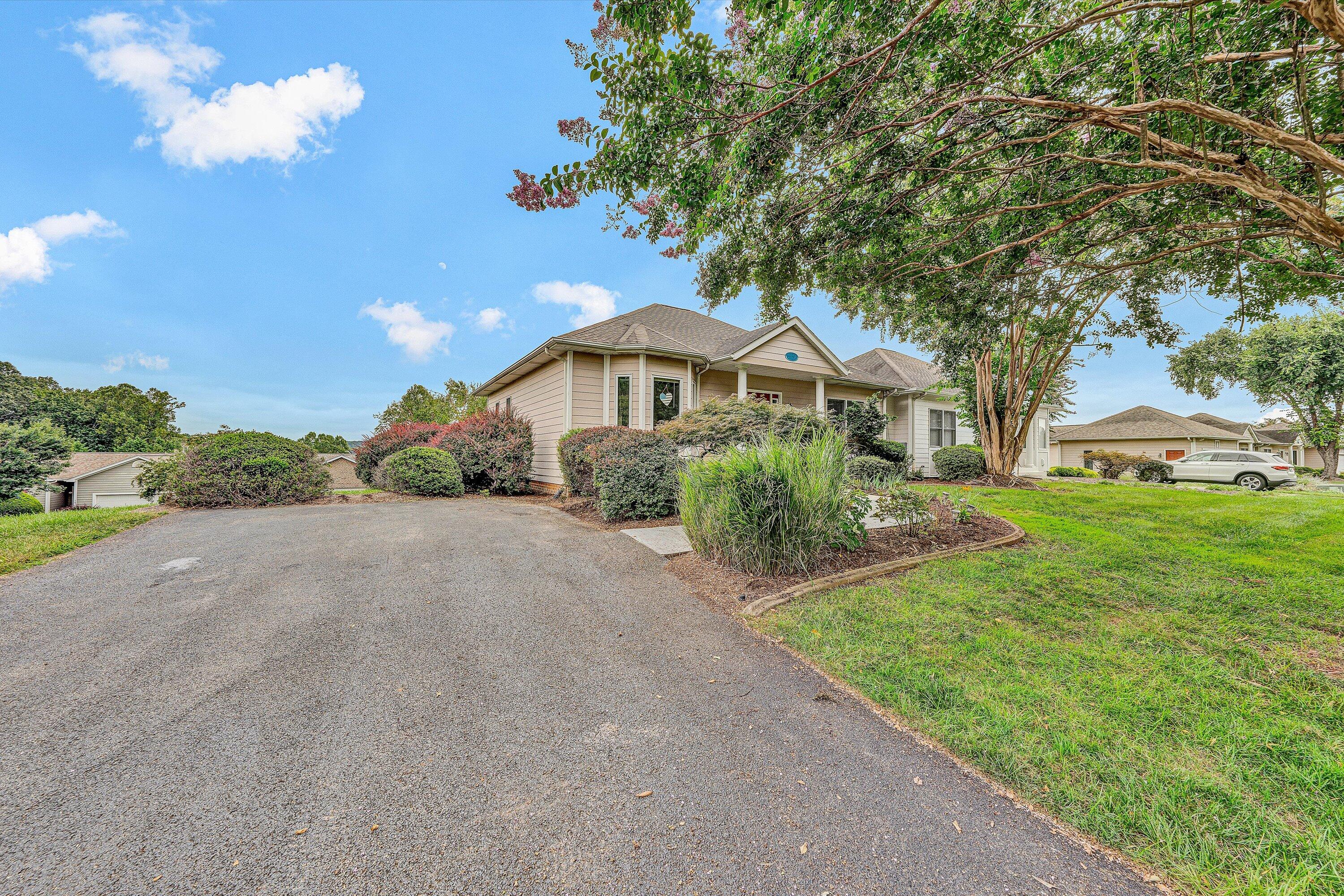 2326 Lake Retreat Road Huddleston, VA 24104 - Photo 11 of 44 37-DSC00220