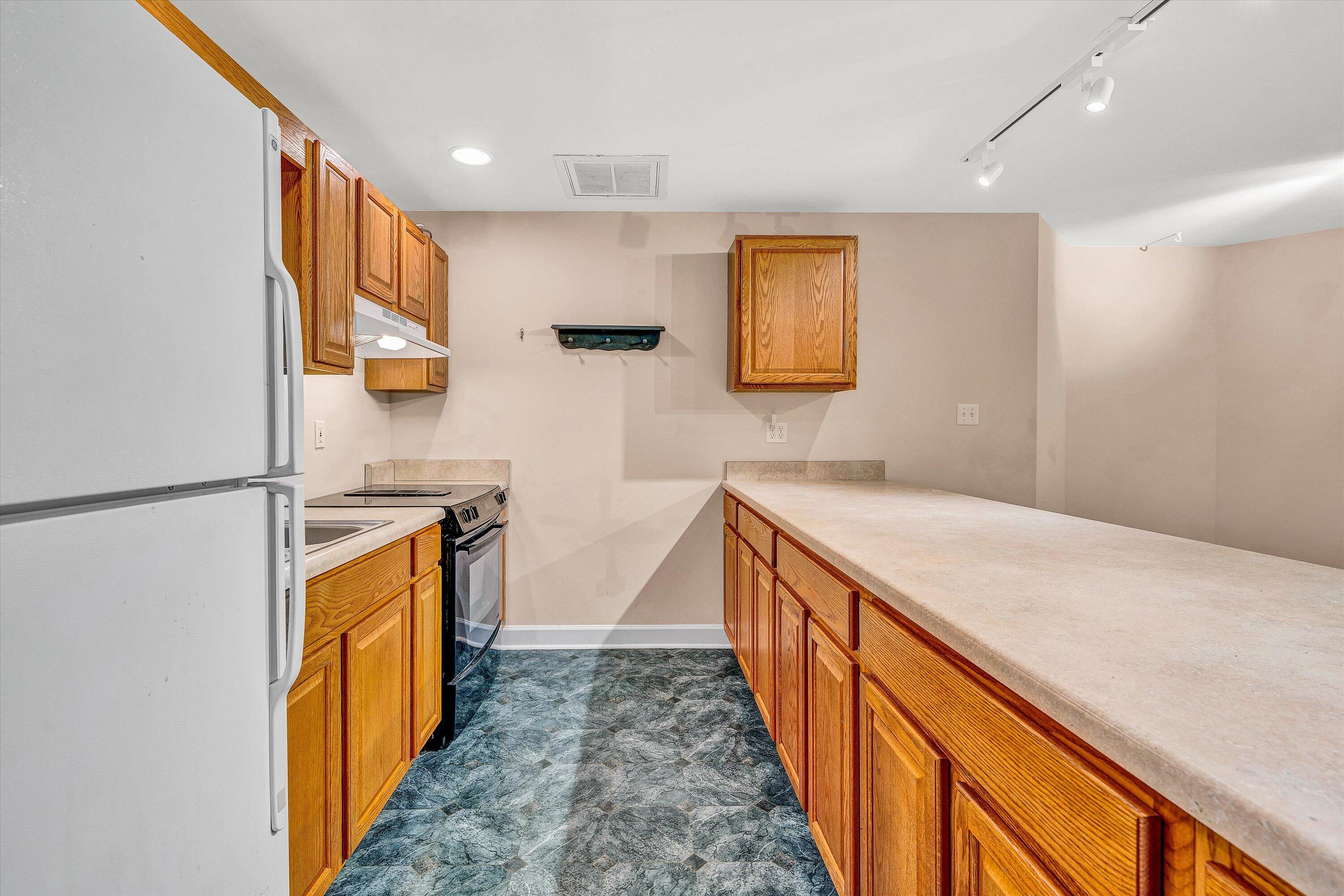 2326 Lake Retreat Road Huddleston, VA 24104 - Photo 20 of 44 26-DSC00178