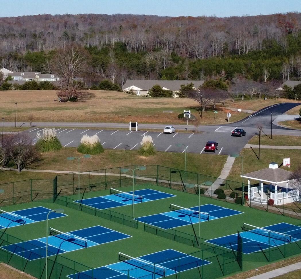 2326 Lake Retreat Road Huddleston, VA 24104 - Photo 38 of 44 Mariners pickleball