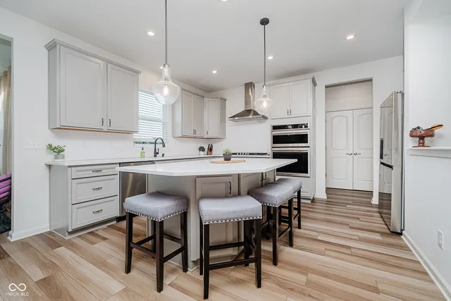 $469,900 | 6944 Oakcrest Drive, McCordsville, IN 46055