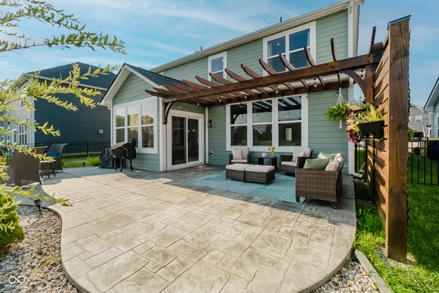 $469,900 | 6944 Oakcrest Drive, McCordsville, IN 46055