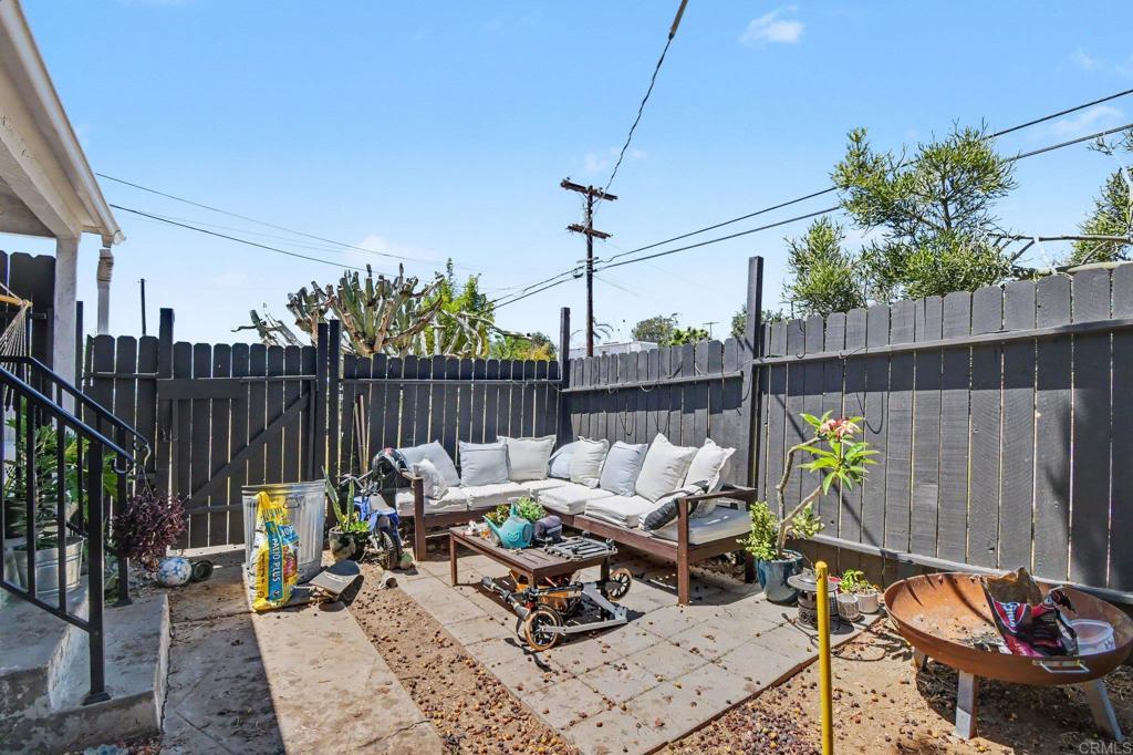 2610 Helix Street Spring Valley, CA 91977 - Photo 20 of 53 Gallery Image 20