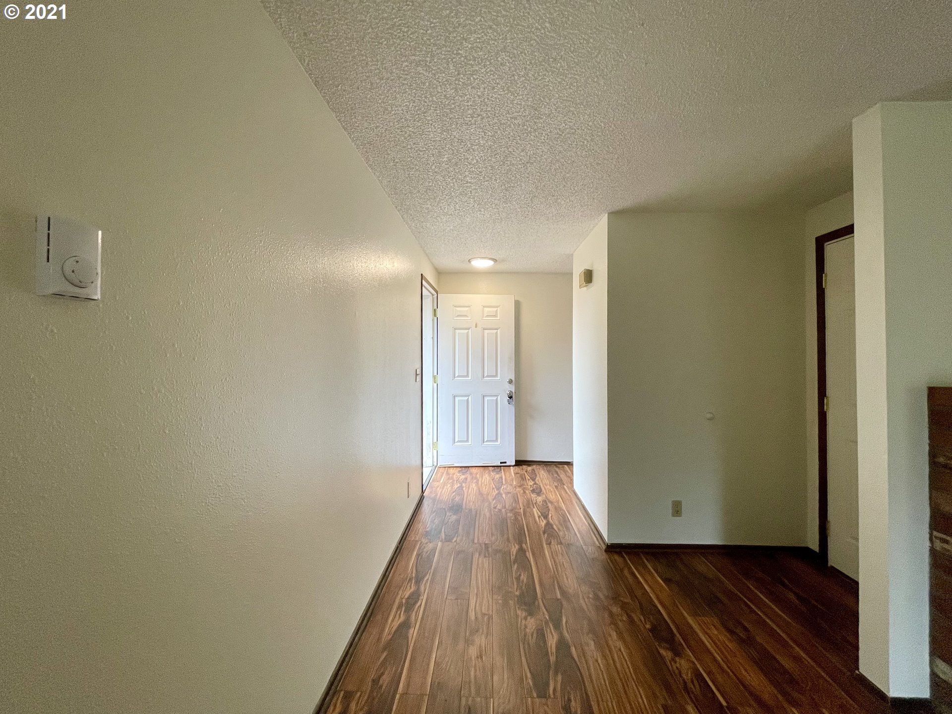 63608 Fourth Road Coos Bay, OR 97420 - Photo 3 of 9 Gallery Image 3