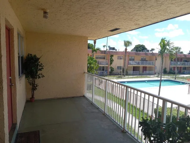 $1,800 | 850 East Commercial Boulevard, Unit 225C, Oakland Park, FL 33334