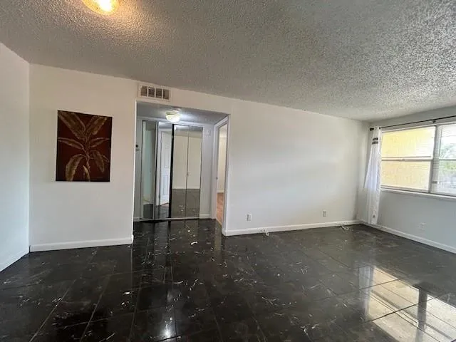 $1,800 | 850 East Commercial Boulevard, Unit 225C, Oakland Park, FL 33334