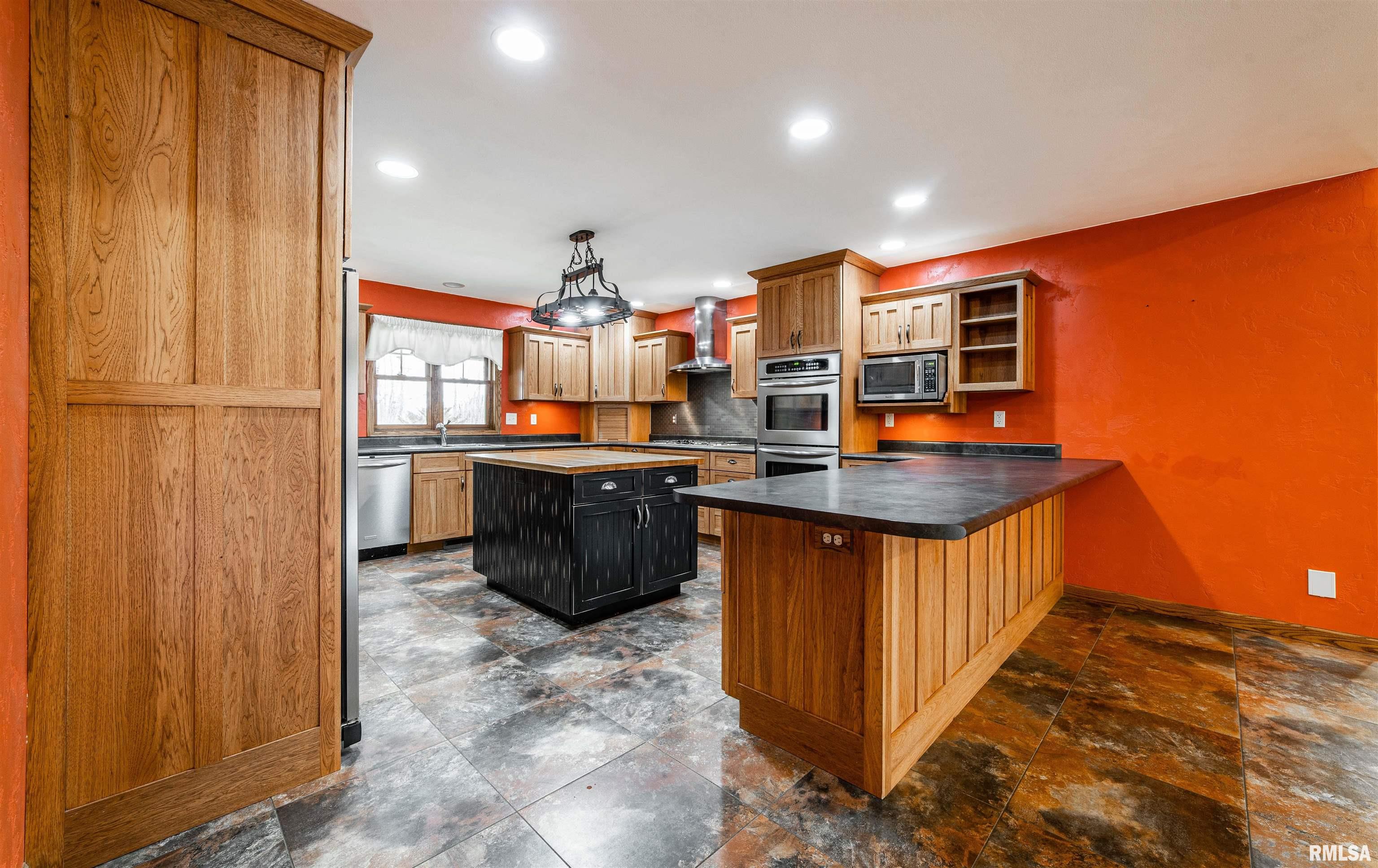 13676 Towerline Road Pekin, IL 61554 - Photo 11 of 50