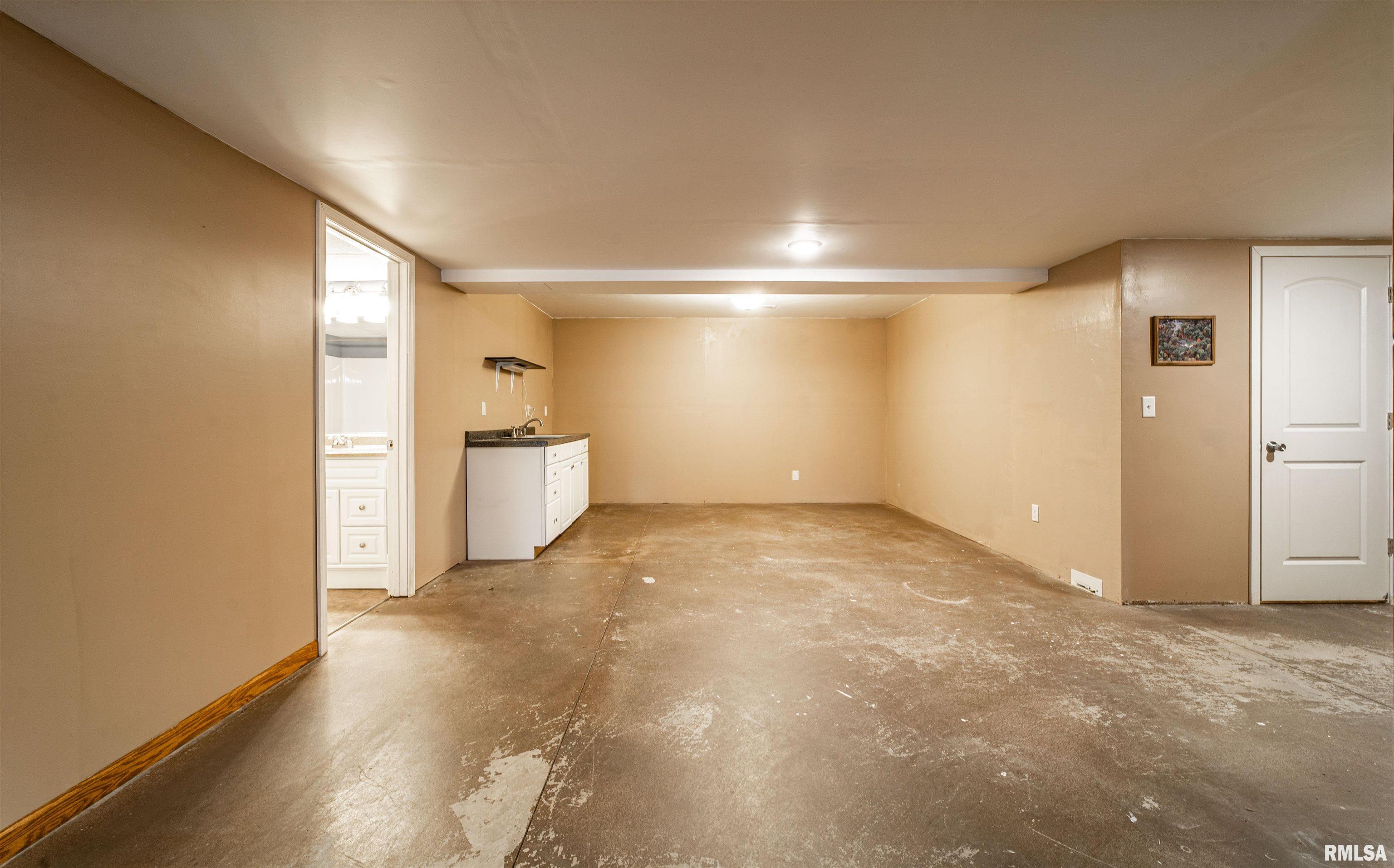 13676 Towerline Road Pekin, IL 61554 - Photo 43 of 50