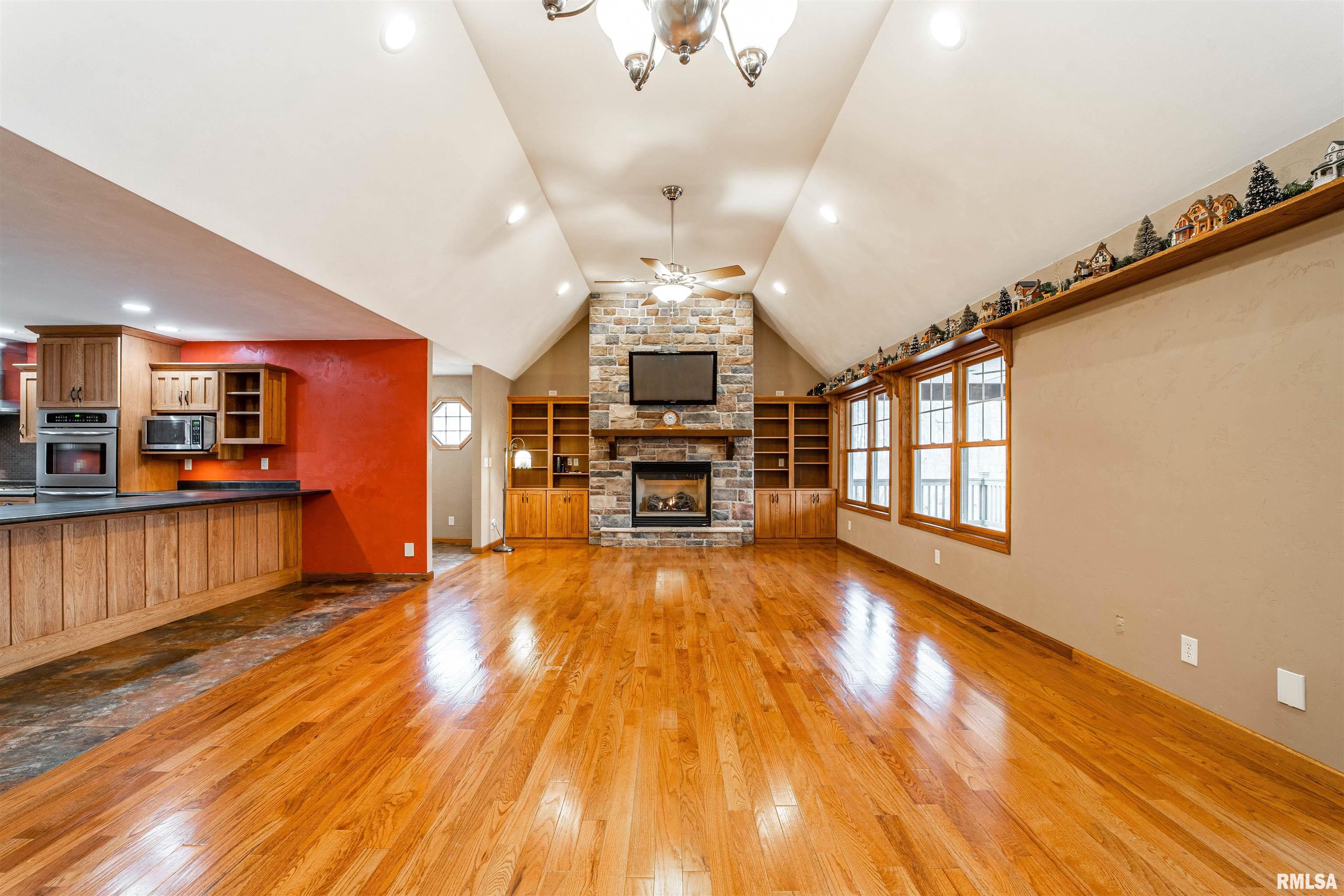 13676 Towerline Road Pekin, IL 61554 - Photo 9 of 50
