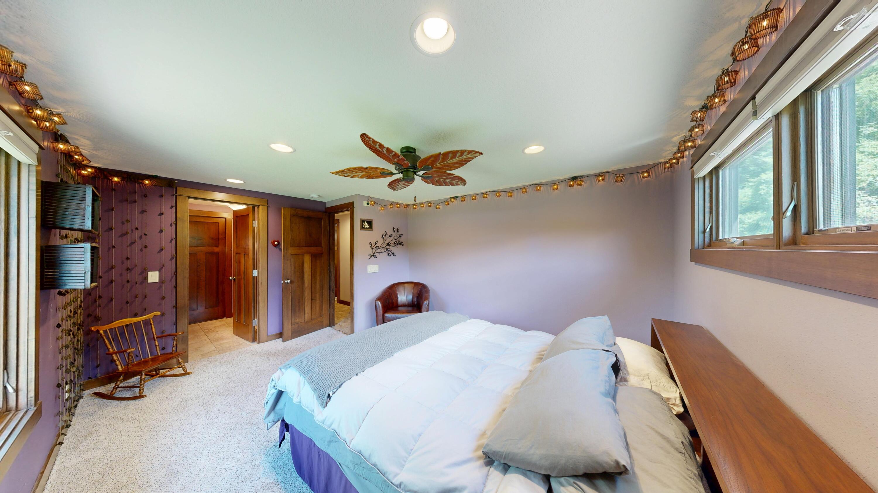 580 Skunk Hollow Road La Crescent, MN 55947 - Photo 34 of 83 Bedroom