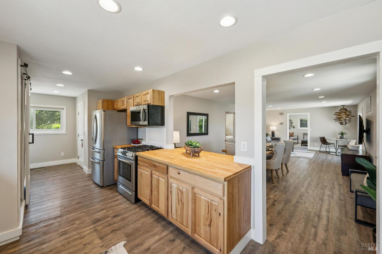 5370 Daywalt Lane Sebastopol, CA 95472 - Photo 23 of 69