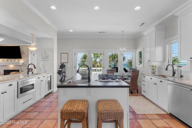 $6,900,000 | 6 Inlet Hook Road, Wilmington, NC 28411