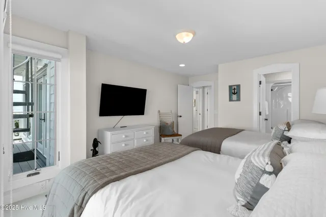 $6,900,000 | 6 Inlet Hook Road, Wilmington, NC 28411