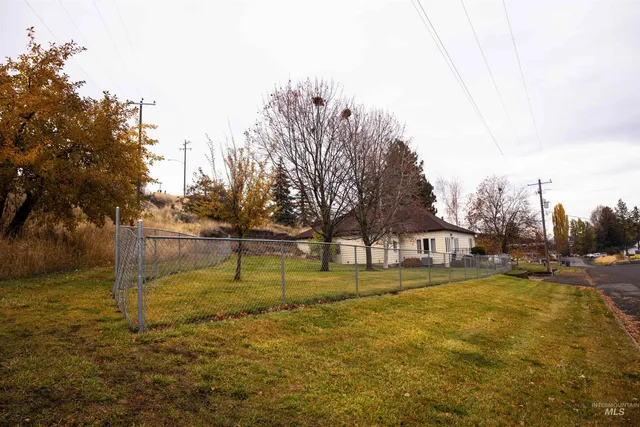 $395,000 | 410 Junction Cottonwood Id 83522, Cottonwood, ID 83522