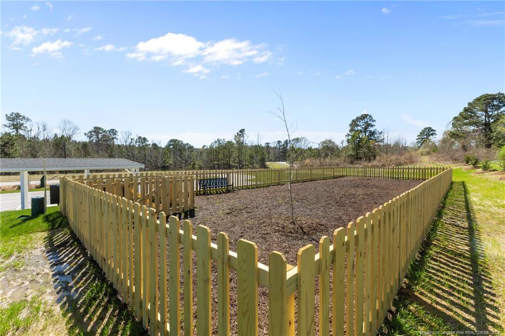 5409 Short Leaf Road Fayetteville, NC 28311 - Photo 32 of 40 a view of balcony and yard