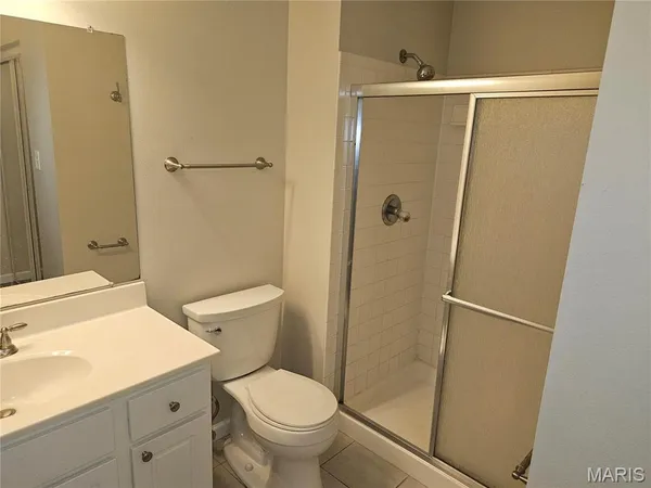 $1,295 | 17052 Sandalwood Creek Drive, Unit E, Glencoe, MO 63038