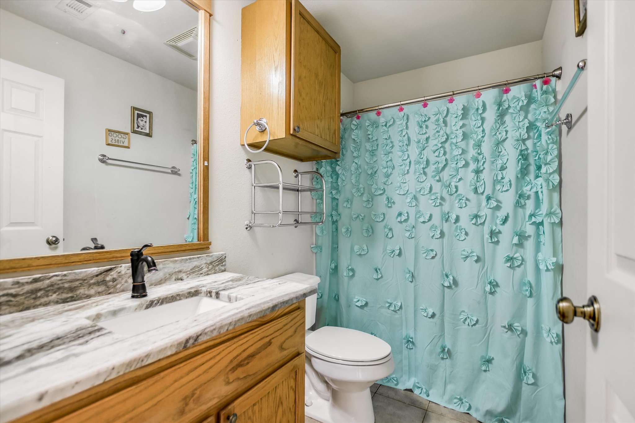 12 Springwood Circle Wimberley, TX 78676 - Photo 12 of 20 Full Bathroom Upstairs