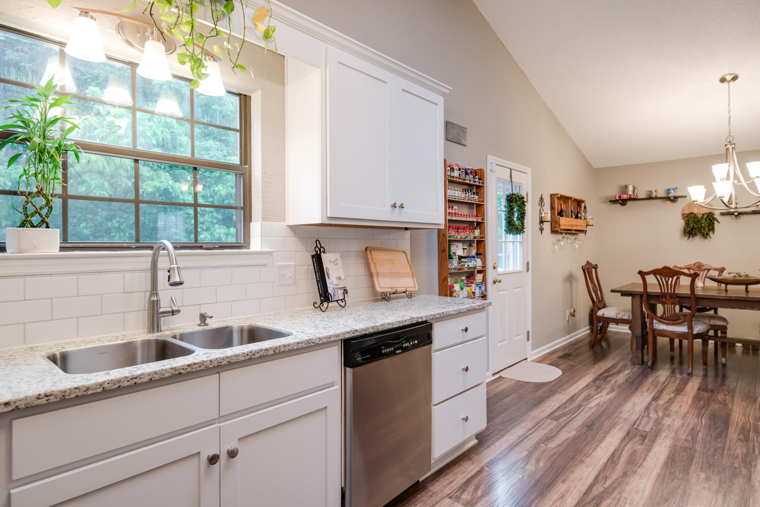 724 Swansons Ridge Road Chattanooga, TN 37421 - Photo 12 of 29 724_Swansons_Ridge_Rd_17