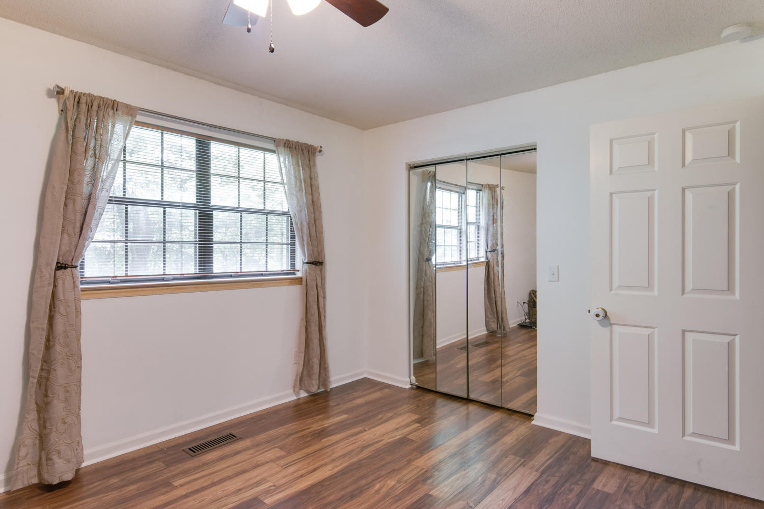 724 Swansons Ridge Road Chattanooga, TN 37421 - Photo 22 of 29 724_Swansons_Ridge_Rd_35
