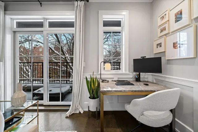 $715,000 | 1341 West George Street, Unit 2, Chicago, IL 60657