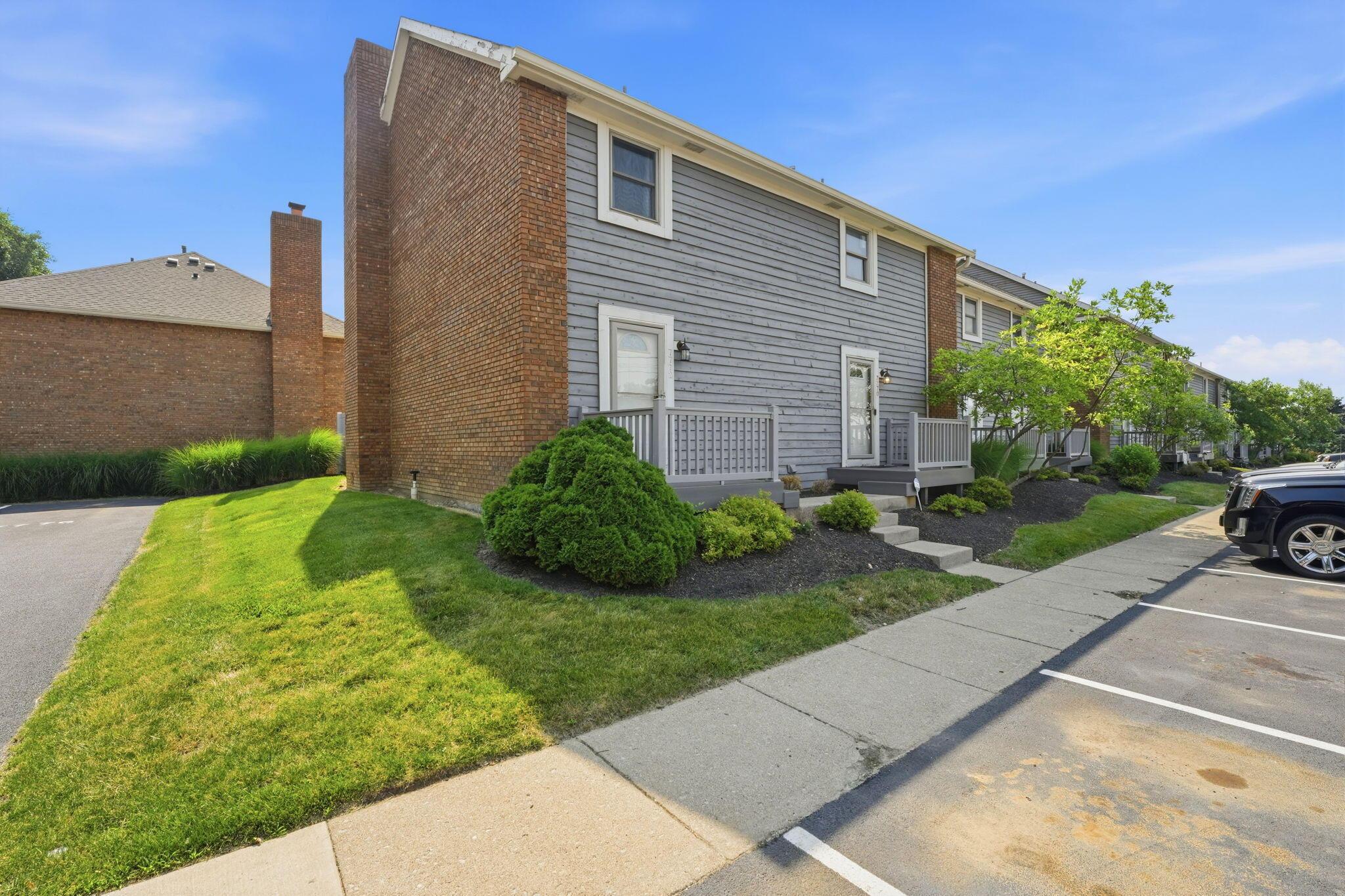 7772 Sawmill Road Dublin, OH 43016 - Photo 1 of 23 7772 Sawmill Rd Dublin OH 43016