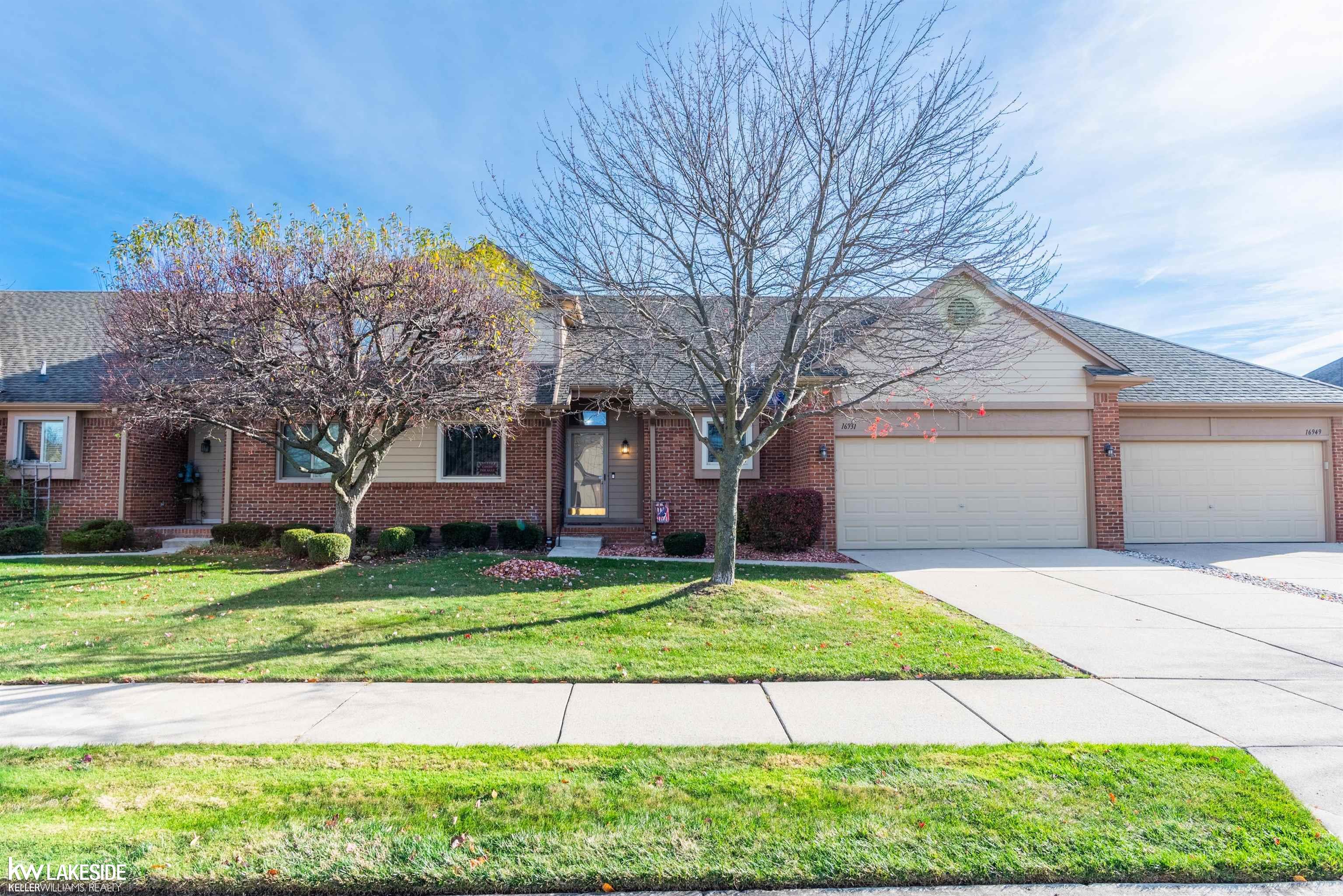 16931 Country Ridge Court Macomb, MI 48044 - Photo 1 of 23 50161145-de0f1f49-f151-4bff-aff8-4be0438c5305.JPG